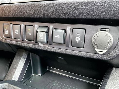 Used 2023 Toyota Tacoma TRD Sport w/ TRD Premium Sport Package RWD image 36