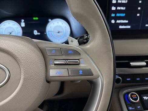 Used 2024 Hyundai Palisade Calligraphy image 32