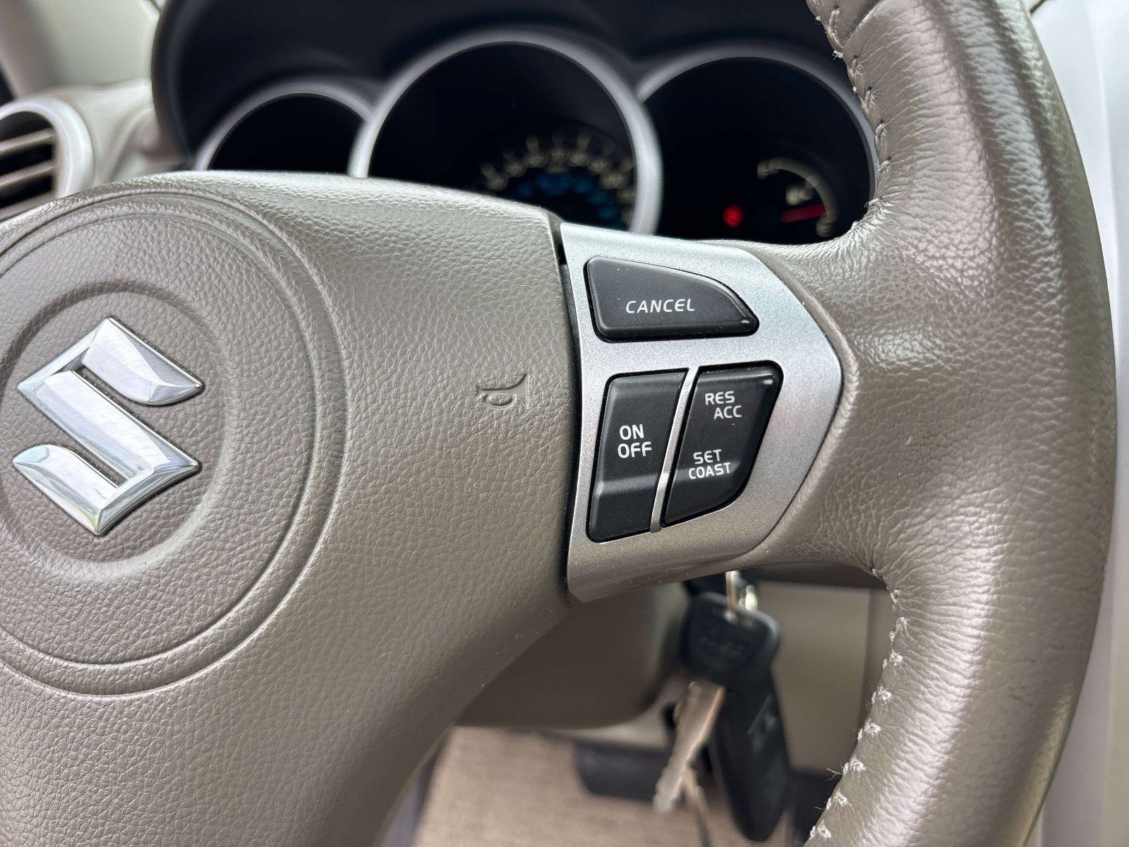 Used 2012 Suzuki Grand Vitara Limited AWD/4WD image 19