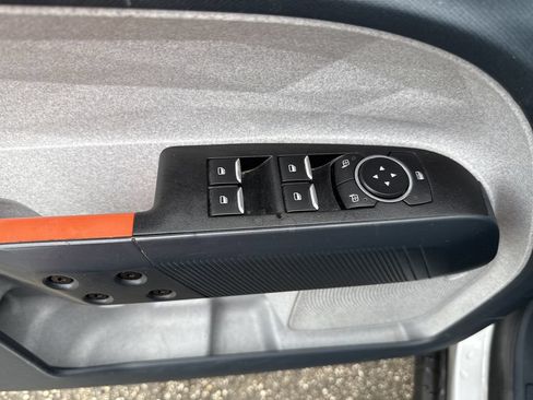 Used 2022 Ford Maverick XLT FWD image 11