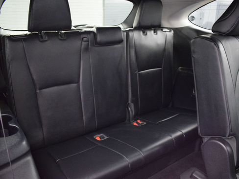 Used 2022 Toyota Highlander Limited image 12