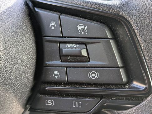 Used 2024 Subaru Crosstrek 2.0i Premium image 17