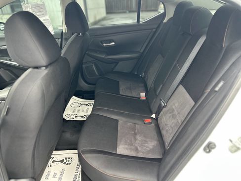 Used 2021 Nissan Sentra SR image 17