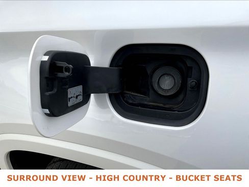 Used 2019 Chevrolet Traverse High Country w/ LPO, Floor Liner Package AWD/4WD image 39