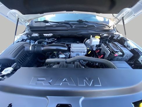 Used 2020 RAM 1500 Big Horn image 8