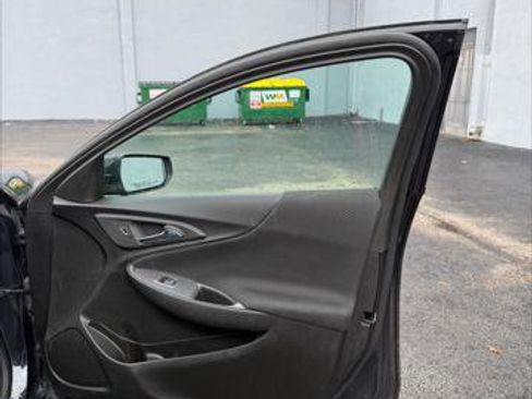Used 2023 Chevrolet Malibu LT FWD image 14