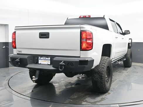 Used 2018 Chevrolet Silverado 1500 LT w/ All Star Edition AWD/4WD image 14