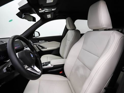 New 2026 BMW X1 xDrive28i w/ Technology Package AWD/4WD image 11