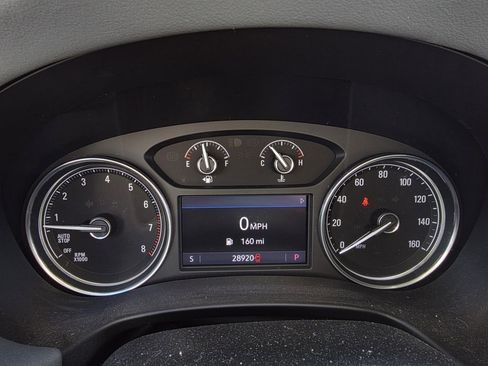 Used 2021 Buick Enclave Essence image 15