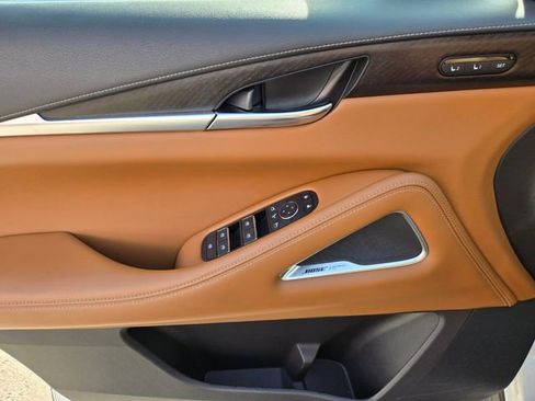 Used 2024 INFINITI QX60 Sensory w/ Vision Package image 25