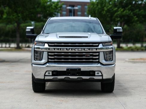 Used 2020 Chevrolet Silverado 2500 LTZ w/ LTZ Texas Edition AWD/4WD image 4