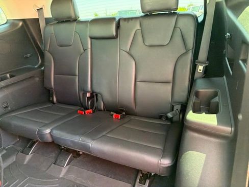 Used 2022 Kia Telluride EX w/ EX Premium Package FWD image 7