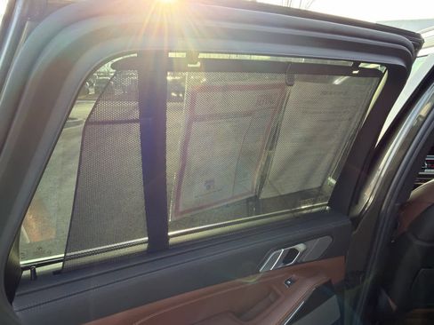 Used 2021 BMW X5 xDrive45e w/ Executive Package image 21