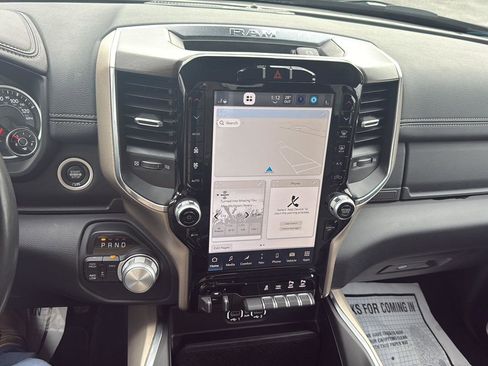 Used 2024 RAM 2500 Laramie image 13