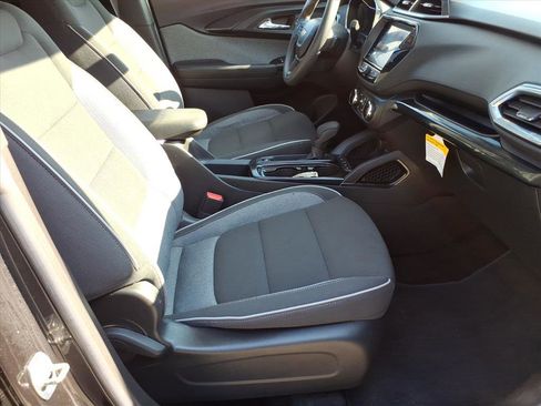 Certified 2023 Chevrolet TrailBlazer LT w/ Convenience Package image 9