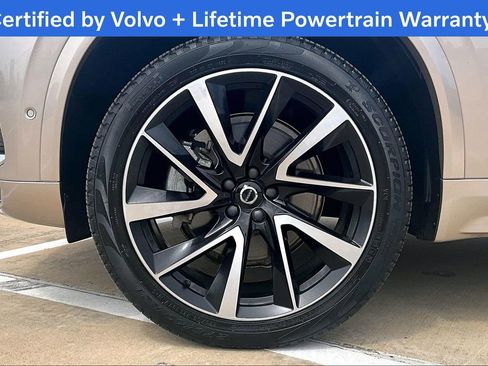 Certified 2024 Volvo XC90 B5 Plus w/ Protection Package Premier image 12