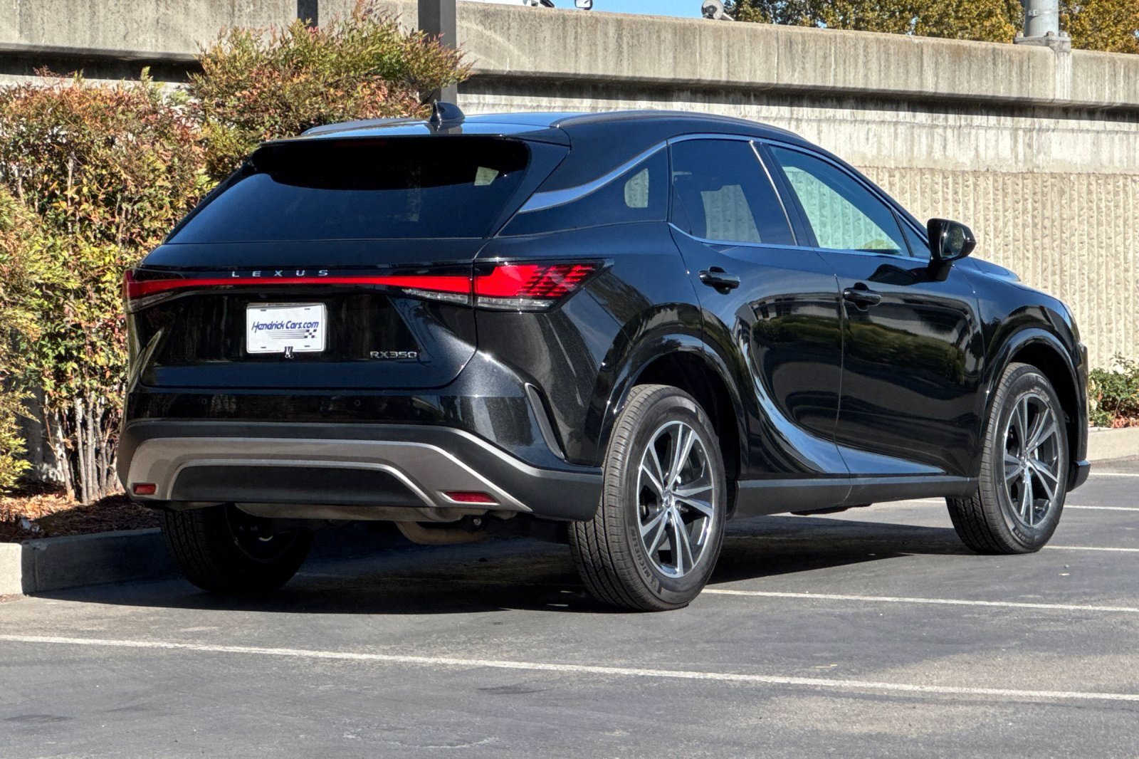 Certified 2025 Lexus RX 350 FWD w/ Technology Package image 5