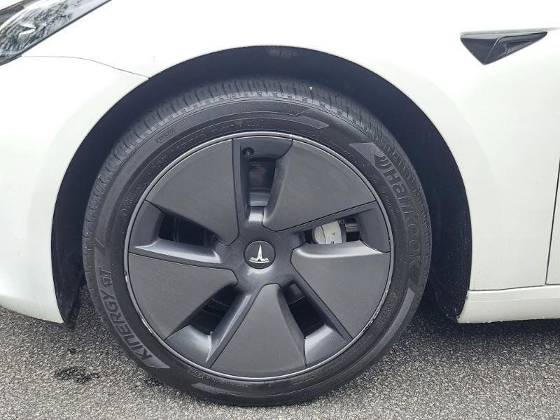 Used 2023 Tesla Model 3 Standard Range RWD image 17