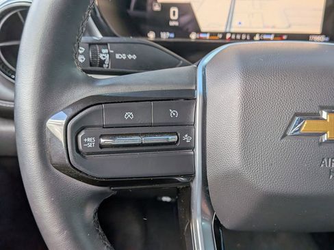 Used 2024 Chevrolet Colorado LT w/ LT Convenience Package RWD image 18