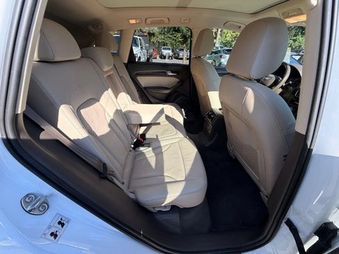 Used 2017 Audi Q5 2.0T Premium Plus AWD/4WD image 28