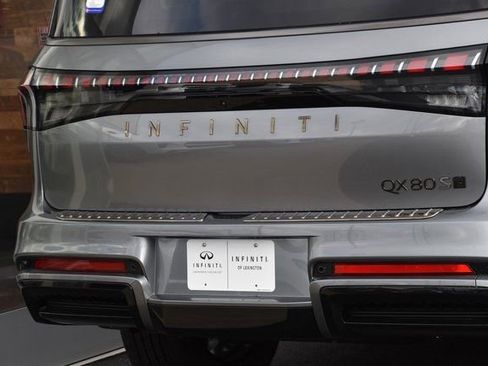 New 2026 INFINITI QX80 4WD w/ Sport Exterior Package image 28