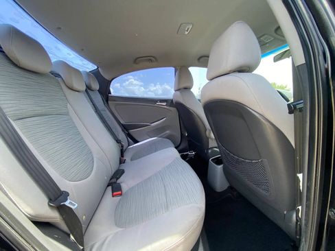 Used 2015 Hyundai Accent GLS FWD image 17