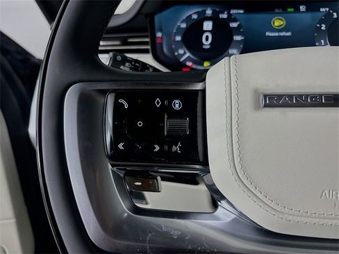 New 2025 Land Rover Range Rover SE image 10