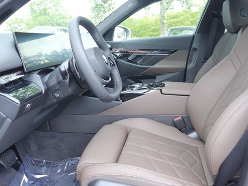 New 2027 BMW 530i RWD image 10
