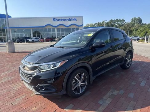 Used 2021 Honda HR-V EX-L image 4
