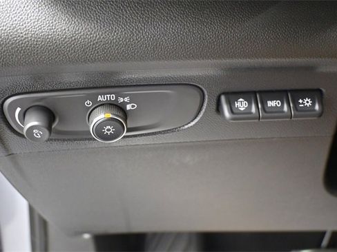 Certified 2022 Buick Envision Essence w/ Technology Package II image 21