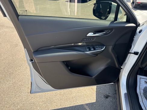 Used 2025 Cadillac XT4 Sport w/ Cold Weather Package FWD image 11