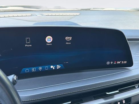 Certified 2024 Cadillac XT4 Premium Luxury AWD/4WD image 15