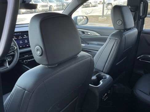 New 2026 Chevrolet Traverse LT w/ Driver Confidence Package image 28