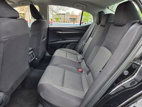 Used 2025 Toyota Camry LE image 11
