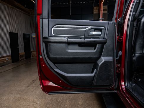 Used 2021 RAM 2500 Big Horn w/ Level 2 Equipment Group image 37