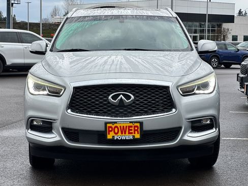 Used 2016 INFINITI QX60 AWD w/ Premium Package image 9