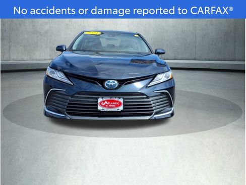 Certified 2021 Toyota Camry XLE image 2