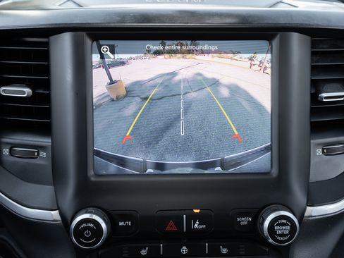 Used 2021 RAM 1500 Big Horn image 33