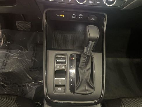 Used 2025 Honda CR-V EX image 19
