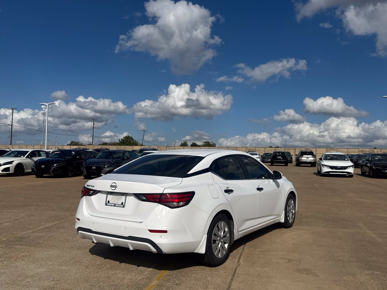 Used 2025 Nissan Sentra S FWD image 26