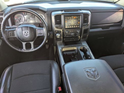 Used 2016 RAM 1500 Sport RWD image 30