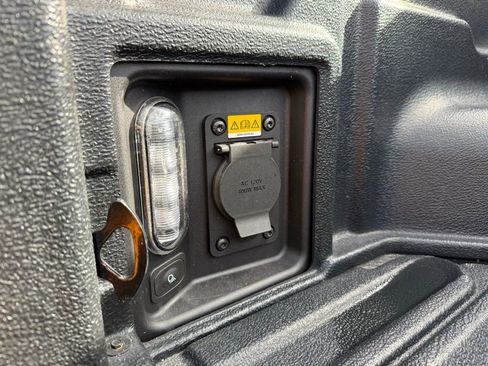 Used 2023 Ford Maverick XLT w/ Equipment Group 300A Standard image 30