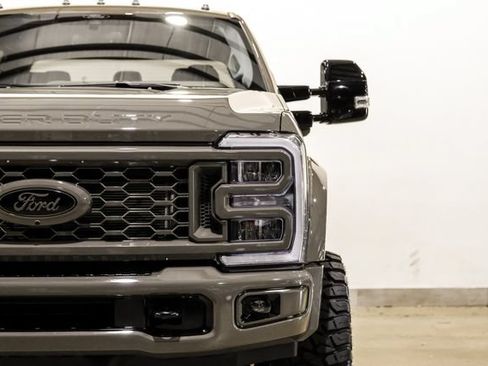 Used 2026 Ford F450 Lariat AWD/4WD image 3
