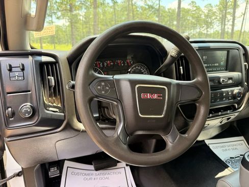 Used 2019 GMC Sierra 3500 2WD Crew Cab w/ Sierra Convenience Package image 16