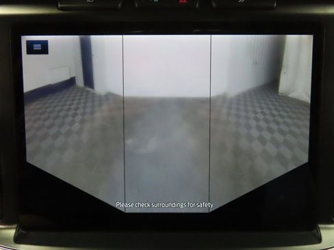 Used 2023 Ford F150 Lariat w/ Equipment Group 502A High image 18