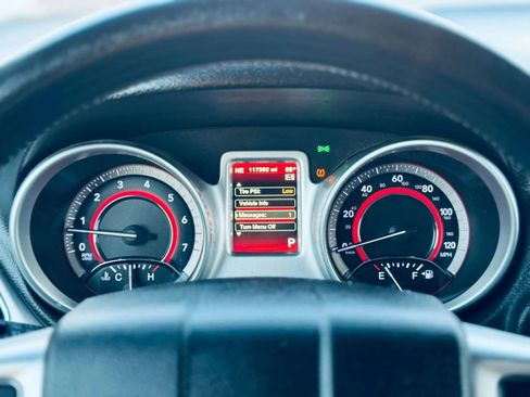 Used 2018 Dodge Journey SE w/ Popular Equipment Group image 18