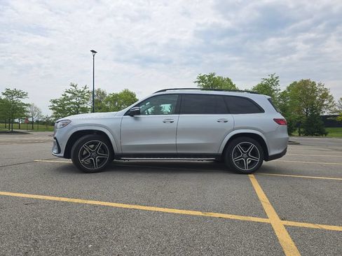 Used 2026 Mercedes-Benz GLS 450 4MATIC image 14