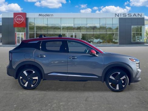 New 2026 Nissan Kicks SR w/ SR Premium Package FWD image 6