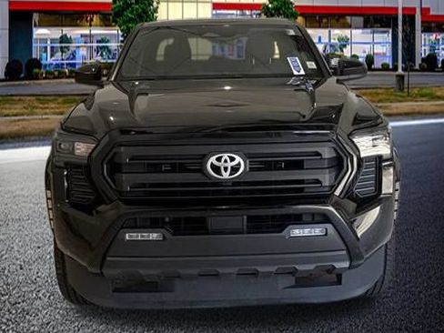 Used 2024 Toyota Tacoma SR5 AWD/4WD image 6