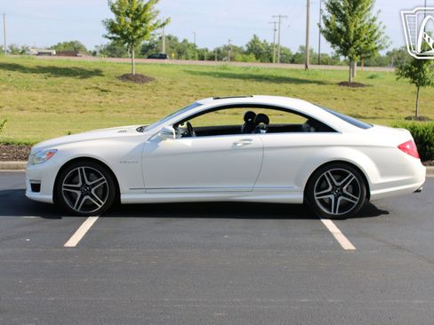 Used 2013 Mercedes-Benz CL 65 AMG image 2